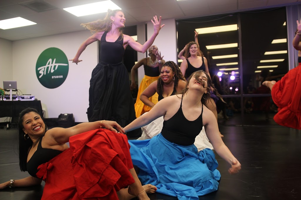  SALT STUDIOS : A DANCE STUDIO FOR ADULTS