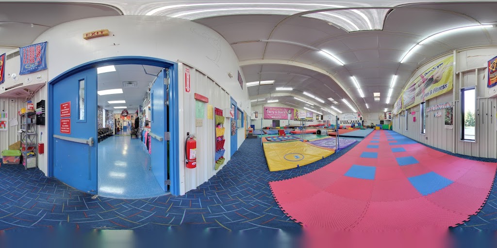  Beach Team Gymnastics at Terry and Don's