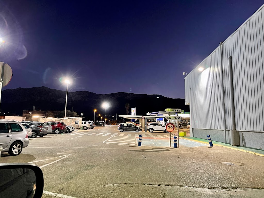 Aparcamiento Carrefour Denia