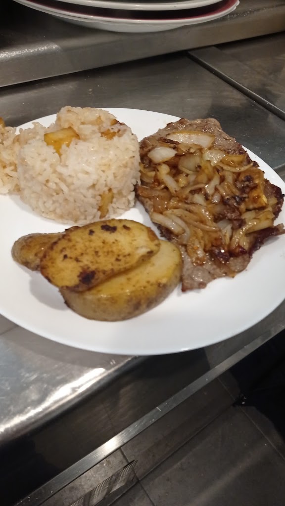 Cafeteria 2001 — Comida y bebida