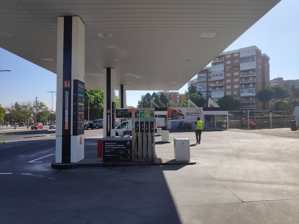 Estacion de Servicio Repsol — Estacion de servicio