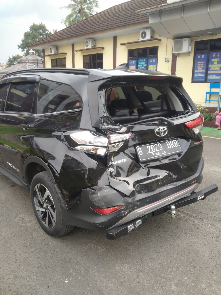 Bengkel mobil 24jm Wahyu garage