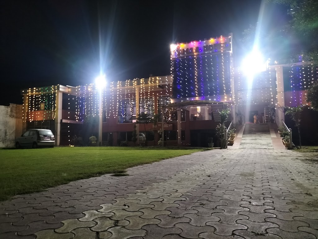 Amar Hotel Palace