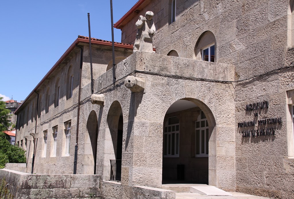 I.E.S. San Clemente — Del propietario