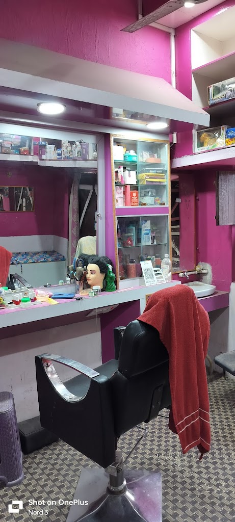 Balaji Ladies Beauty Parlour