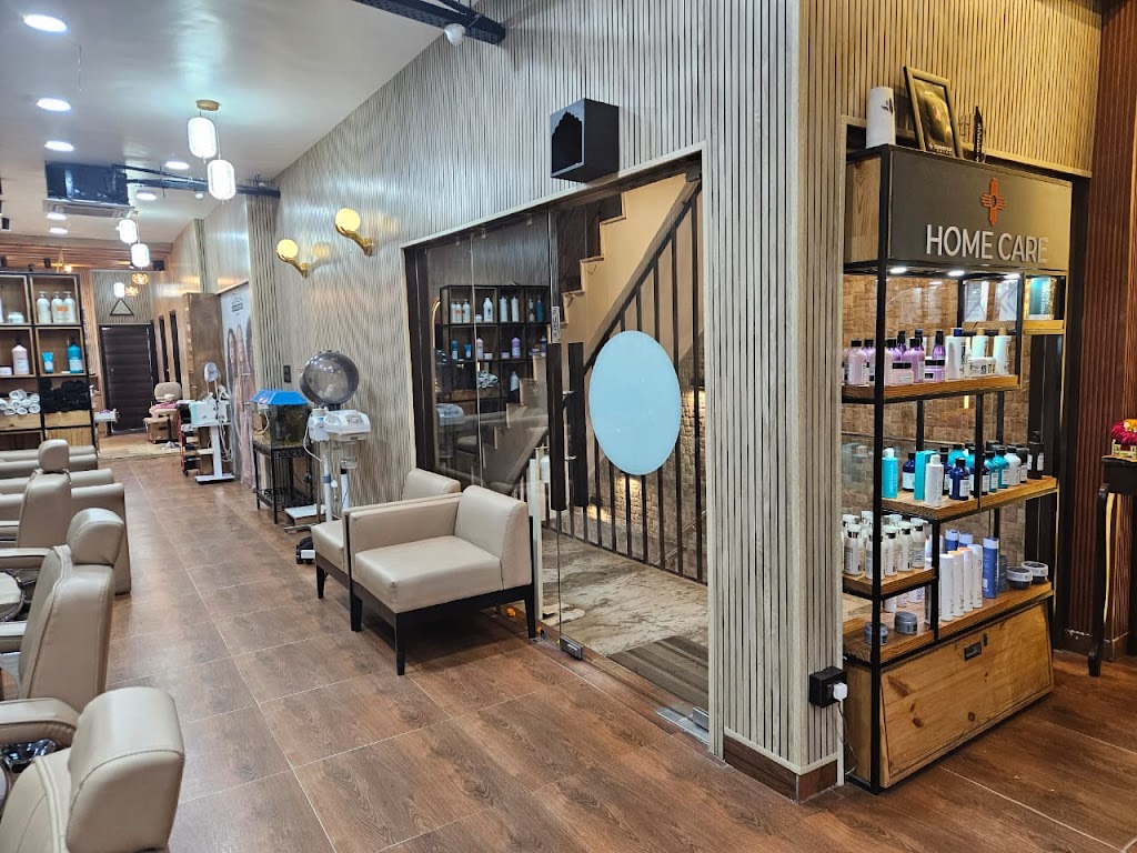 Cut Style Salon Sector 22 Gurugram