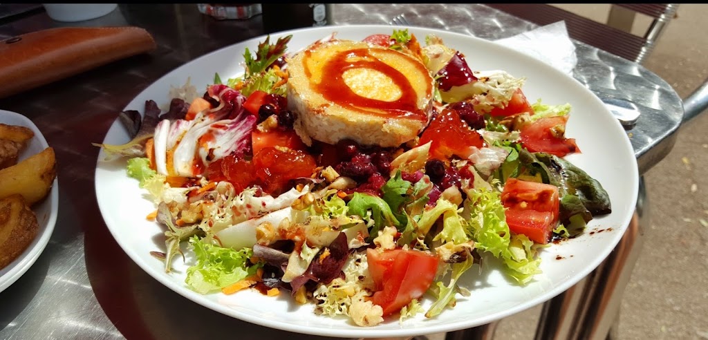 La Caleta de Cerdanyola — Comida y bebida