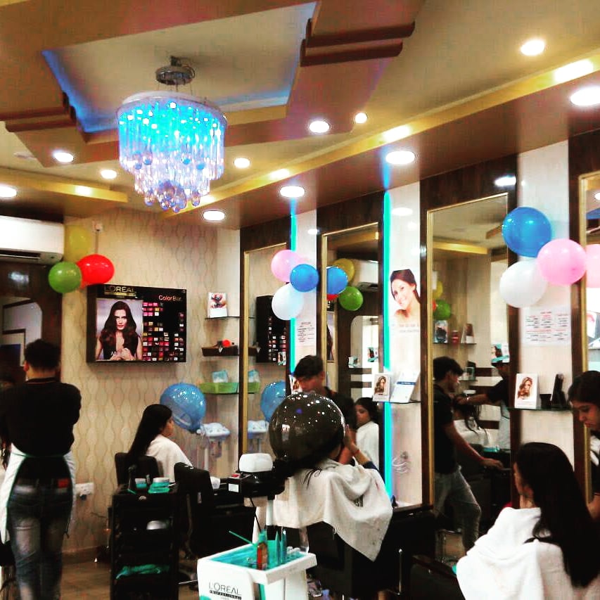 Pareez Professional Unisex Salon