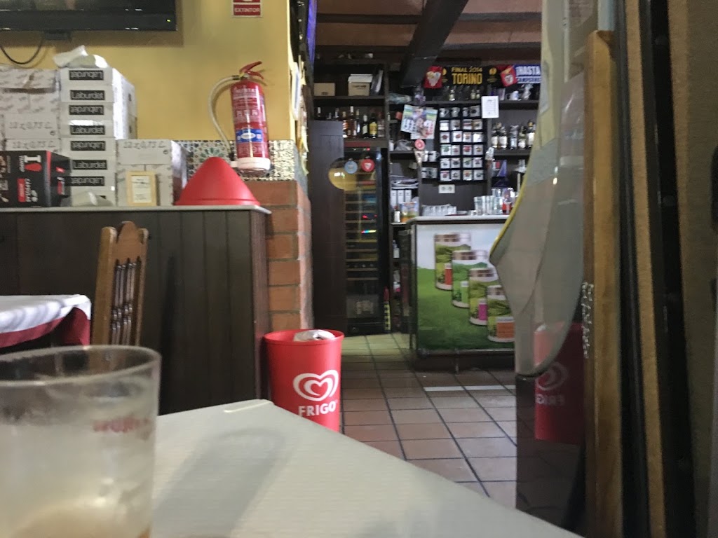 Restaurante El Caldero de Roal — Ambiente