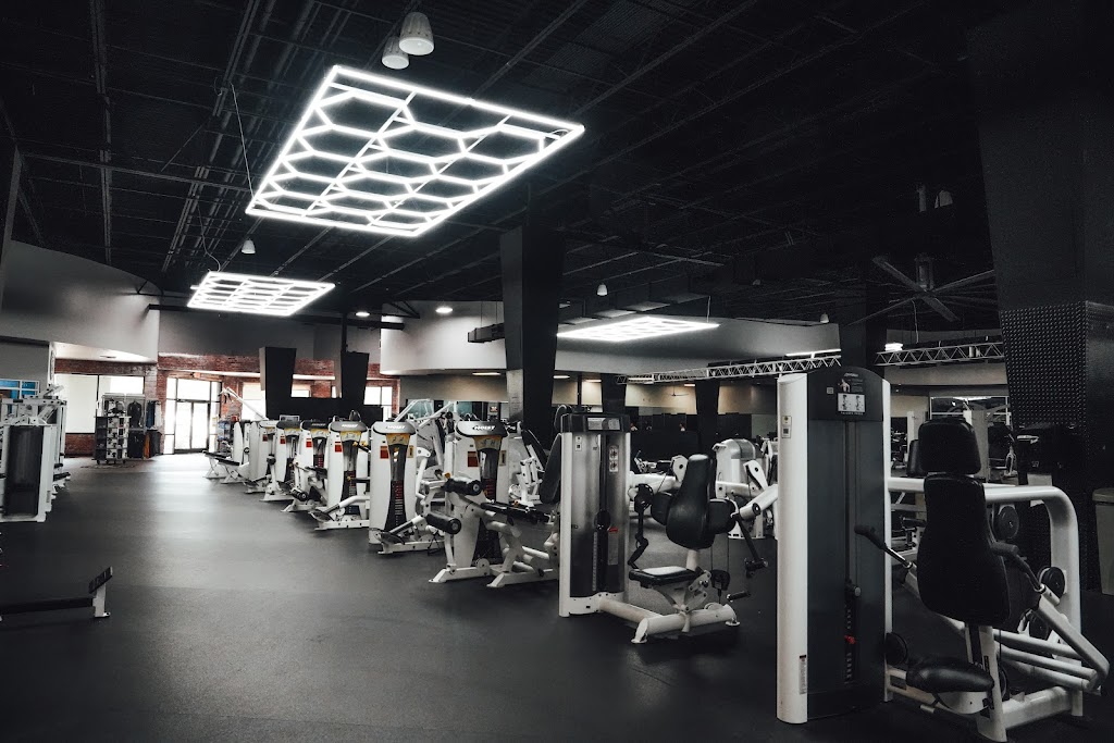  Gold's Gym Randleman