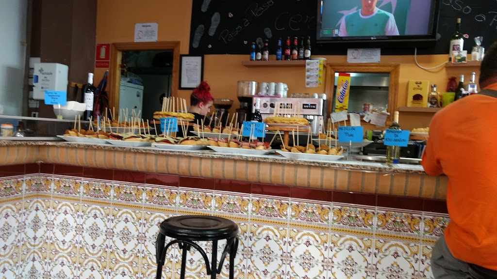 Bar Taperia Paso a Paso — Ambiente