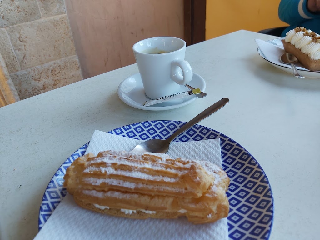 Caramelo Picassent (zona metro) — Comida y bebida