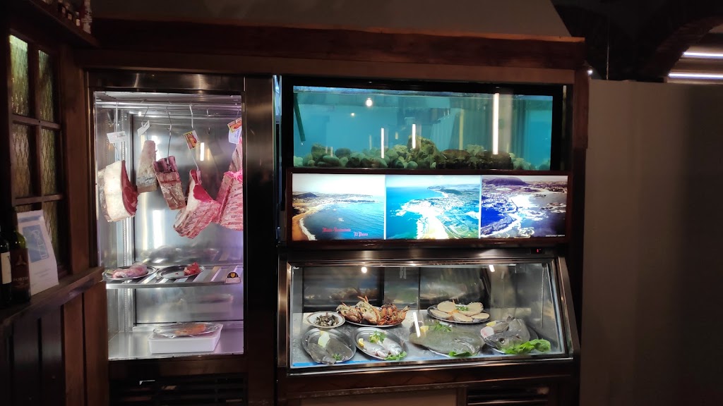 Meson Restaurante El Picaro — Ambiente