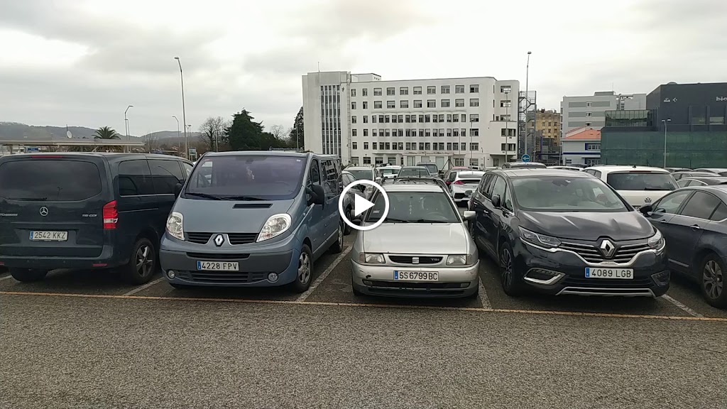 Parking Hospitales — Videos