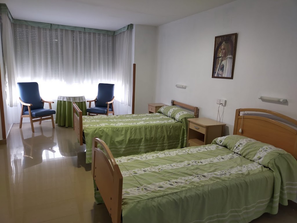 Residencia de Mayores Virgen de la Esperanza — Habitaciones