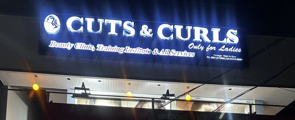 Cuts Curls