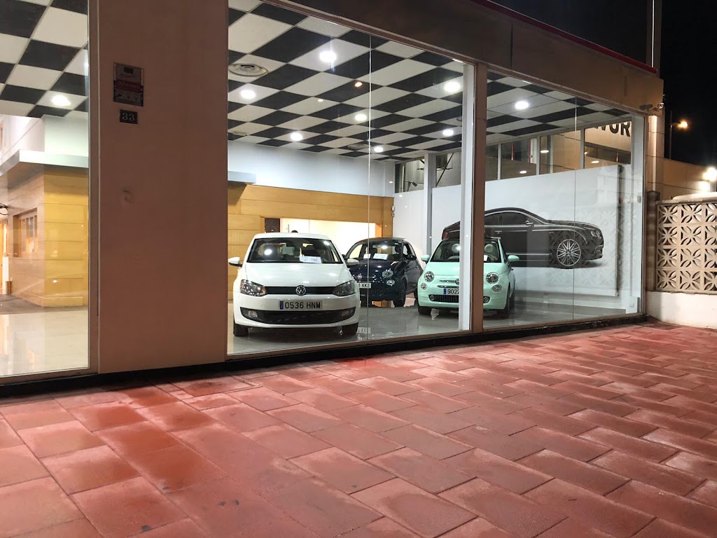 1000 Vehiculos de Ocasion — Concesionario de automoviles