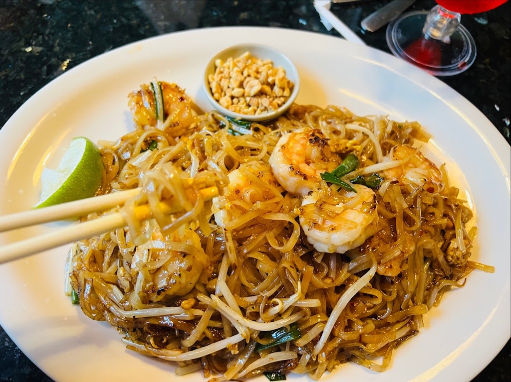 Mom's Siam 2 Restaurant