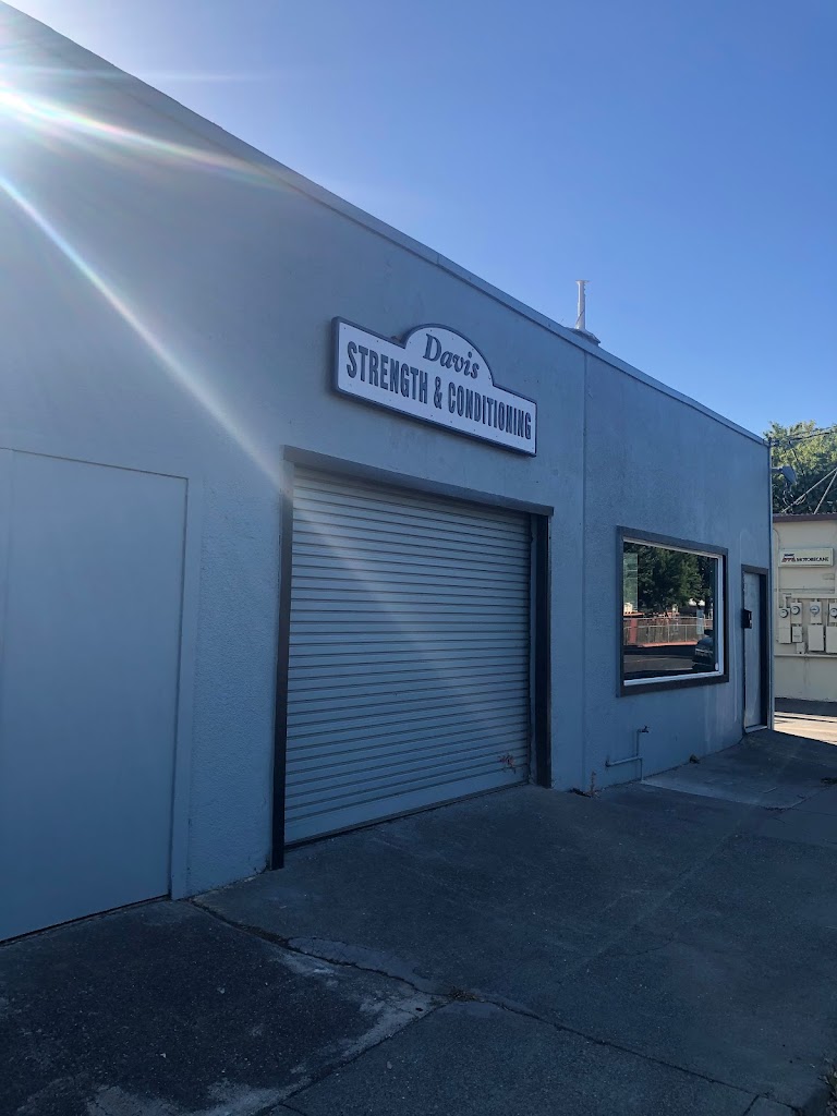  Davis Strength & Conditioning