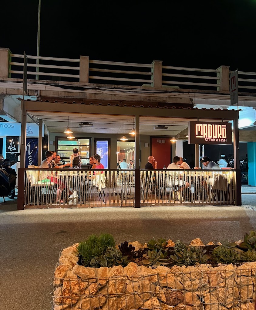 Maduro Steak & Fish