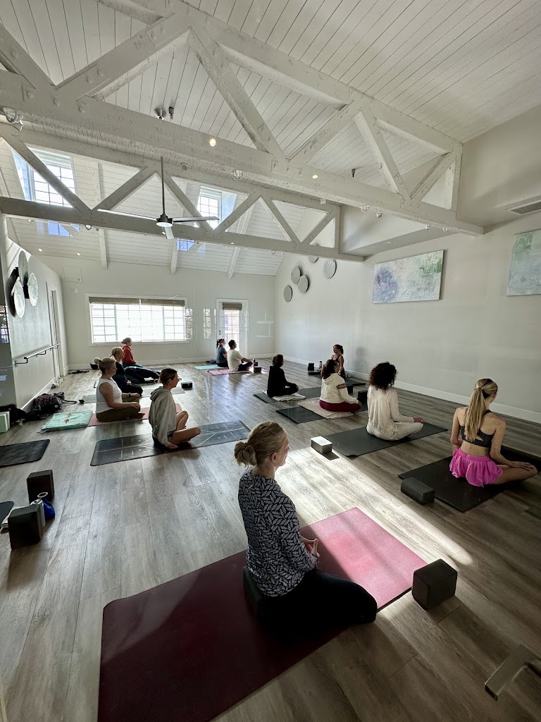  Beyond The Mat | Pilates, Yoga, TRX, HIIT & Barre