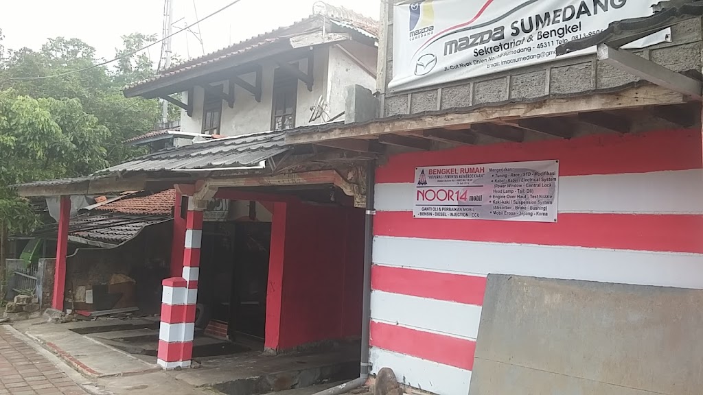 Bengkel Rumah Noor 14 Mobil