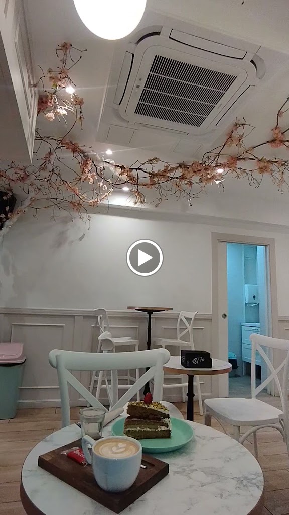 El Cafe de la Rambla | Gava — Videos