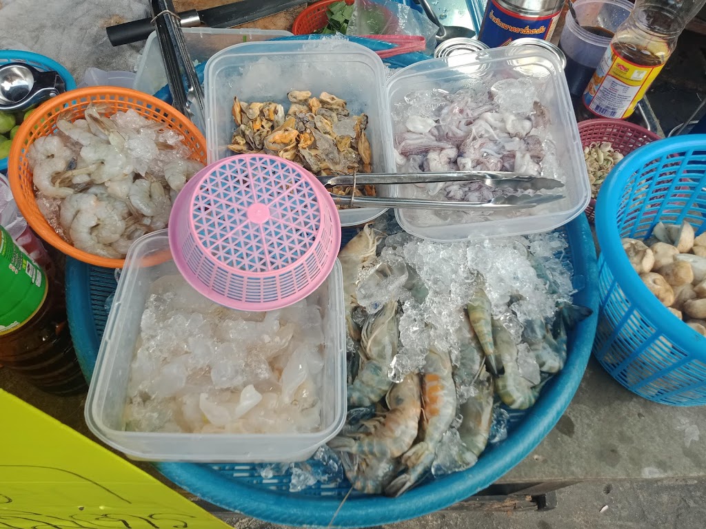รูปภาพของ ร้านต้มยำทะเลเหาะโครตถลัก