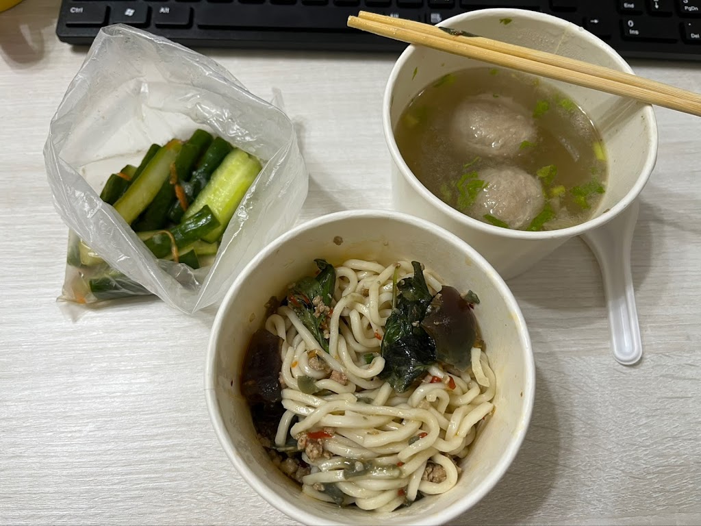 劉漣麵昌平店(最後點餐下午2點跟晚上7點) 的照片