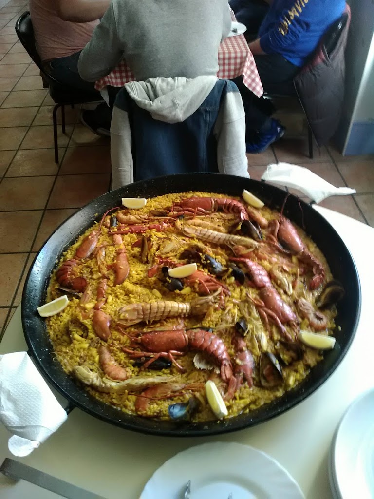 Bar Restaurante Ramon — Comida y bebida