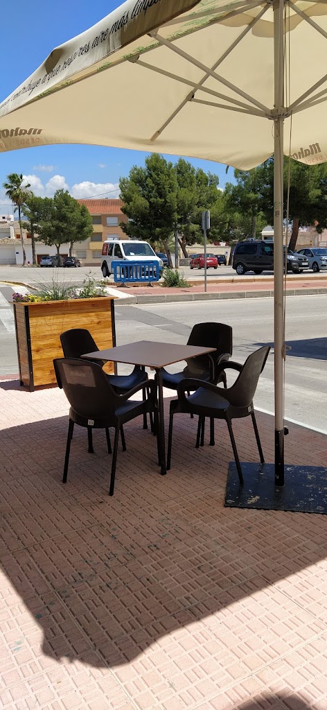 Cafeteria Los Olmos — Ambiente