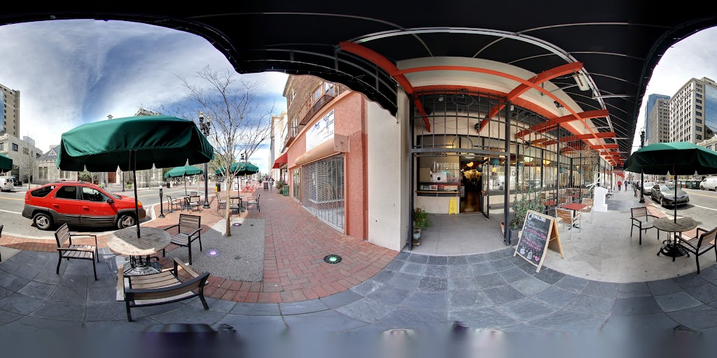 Photo of CHAMBLIN'S UPTOWN