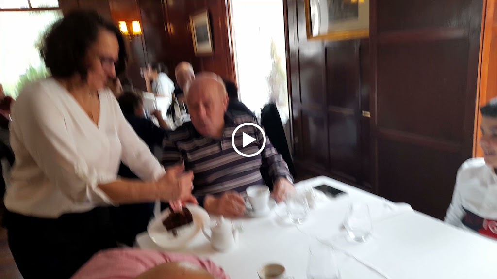 Restaurante La Catedra — Videos