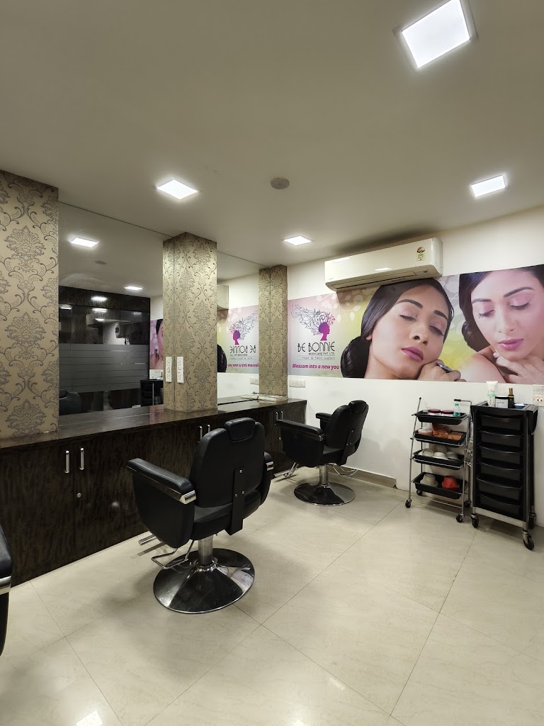 Be Bonnie Madhyamgram