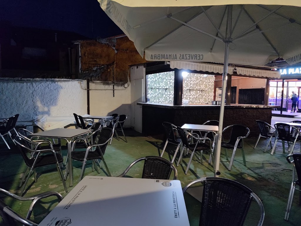 BAR LA PLAZA — Ambiente