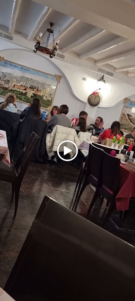 Restaurante La Alpujarra — Ambiente
