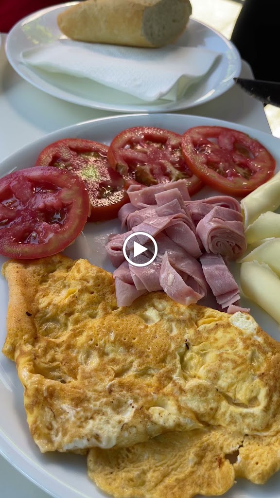 Roller Pizza — Comida y bebida