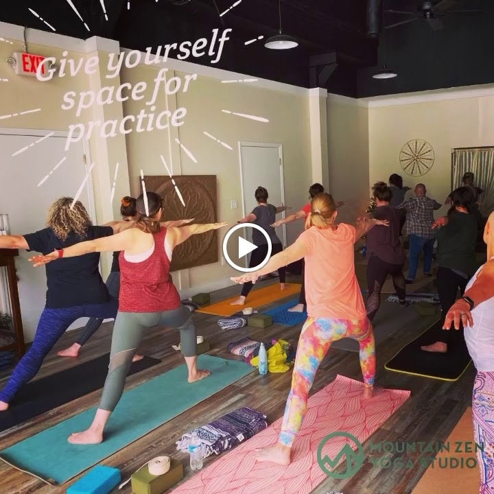  Mountain Zen Yoga: Mobile Yoga Studio
