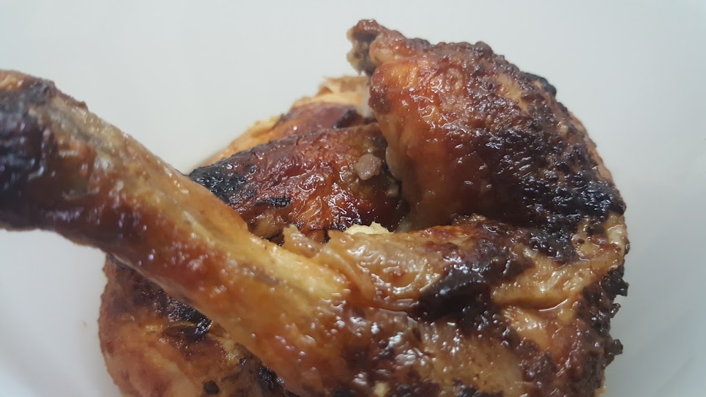Asador de Pollos El Patio — Comida y bebida