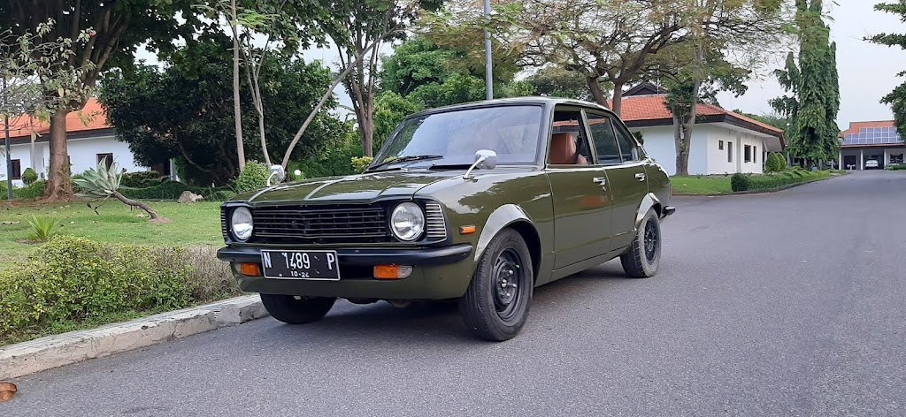 Bengkel las dan cat mobil ( IYON )