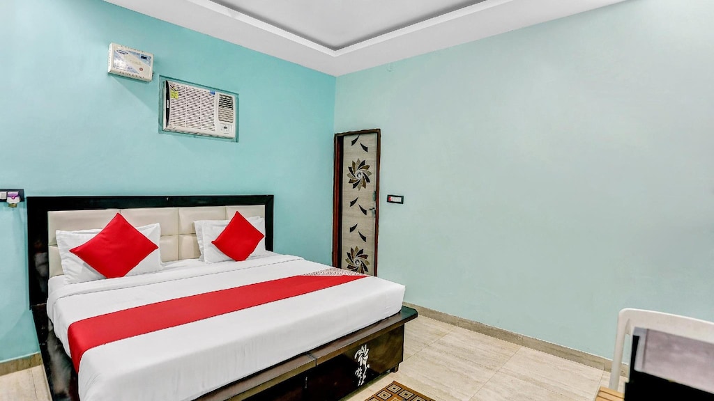 Natraj Hotel
