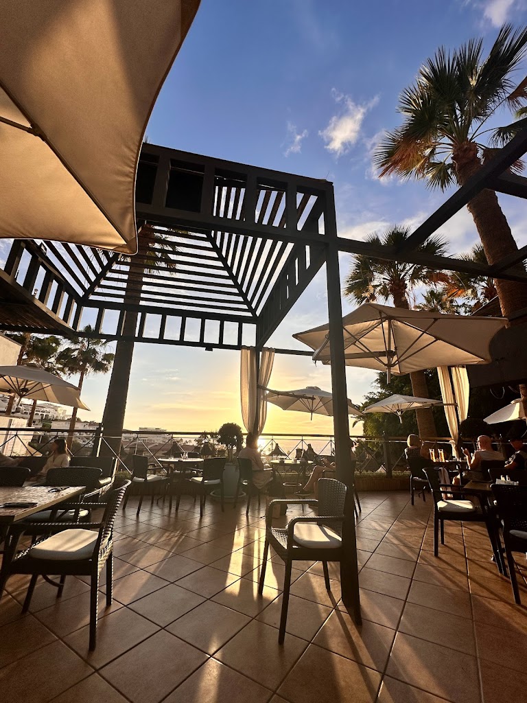 The Wine Bar & Terrace Evening Restaurant