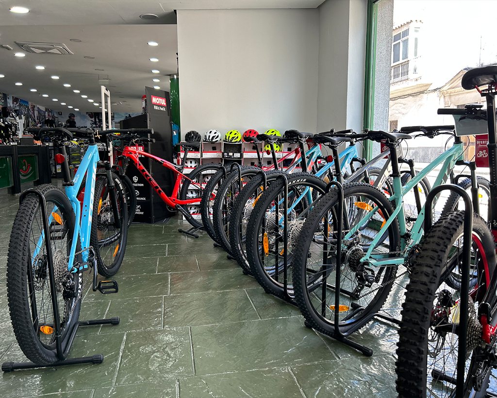 El Motorista Chiclana (Tienda) — Del propietario