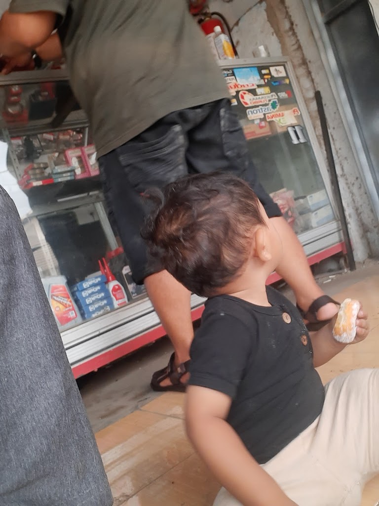 Simpang dalapan motor&rental car lepas kunci