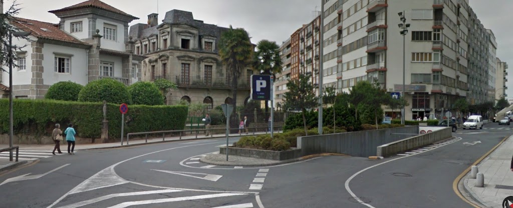 Continental Parking A Rosa - Ponte Castro (Santiago de Compostela)