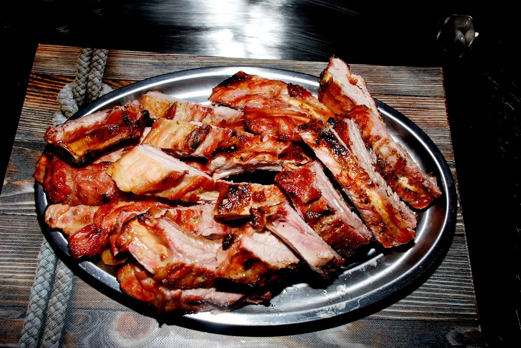 TABERNA A QUEIMADA — Comida y bebida
