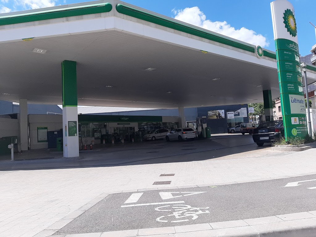 Rovira Autoservei Sabadell Rocblume — Surtidor de combustible