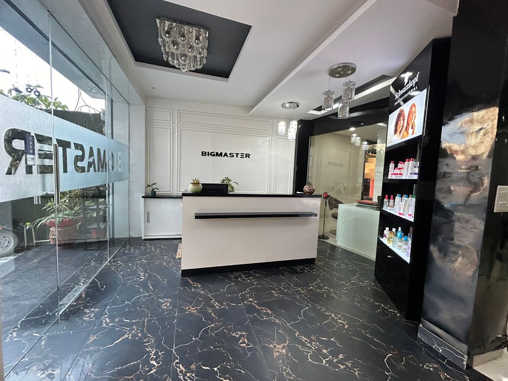 Big Master Unisex Salon