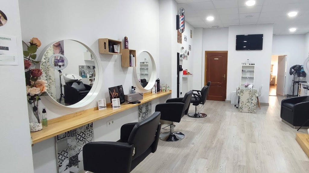 Salon de Belleza Mari Hornos