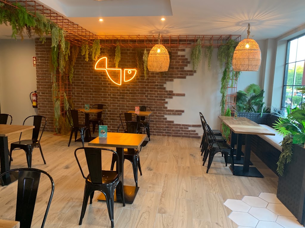 Urban Poke Bar - Cristo - Villanueva — Ambiente